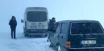 Erzurum-Tekman karayolunda mahsur kalan sürücüler kurtarıldı
