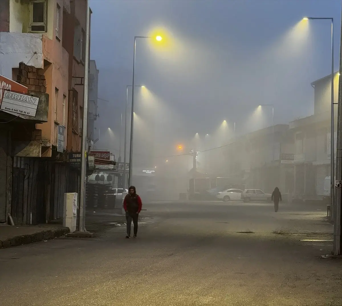 Batman'da etkili olan sis, görüş mesafesinin düşmesine neden oldu