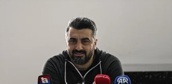 Gençlerbirliği Teknik Direktörü Sinan Kaloğlu, Eryaman Stadı'nın Zemini Hakkında Manipülasyon İddiasında Bulundu
