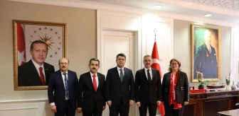 Kırklareli Valisi Birol Ekici, Sağlık Bakan Yardımcısı Hüseyin Kürşat Kırbıyık'ı ziyaret etti