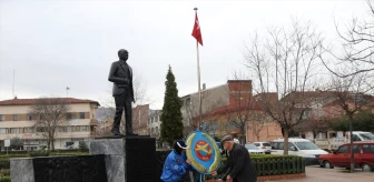 THK Taşova Şubesi, 99. kuruluş yıl dönümünde Atatürk Anıtı'na çelenk sundu