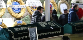 Türk Edebiyatının Önemli İsimlerinden Füruzan'ın Cenazesi Zincirlikuyu Camisi'nde Kılındı