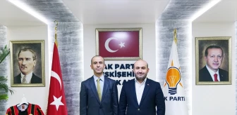 AK Parti Eskişehir İl Başkanı Ahmet Dönmez'i Sarıcakaya Belediye Başkan adayı olarak duyurdu