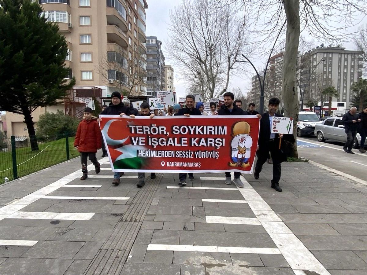 Kahramanmaraş'ta Sağlık Çalışanları İsrail'e Tepki Gösterdi