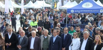Muğla Valisi İdris Akbıyık, Datça'da Badem Çiçeği Festivali'ne katıldı