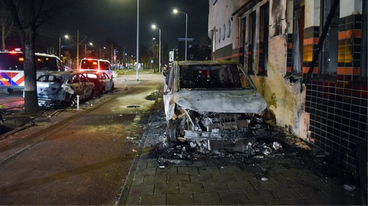 Lahey'de sığınmacılar ayaklandı, ortalık yangın yerine döndü: 6 polis yaralı