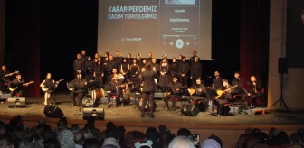 Sivas'ta Türk Halk Müziği Korosu Konser Verdi