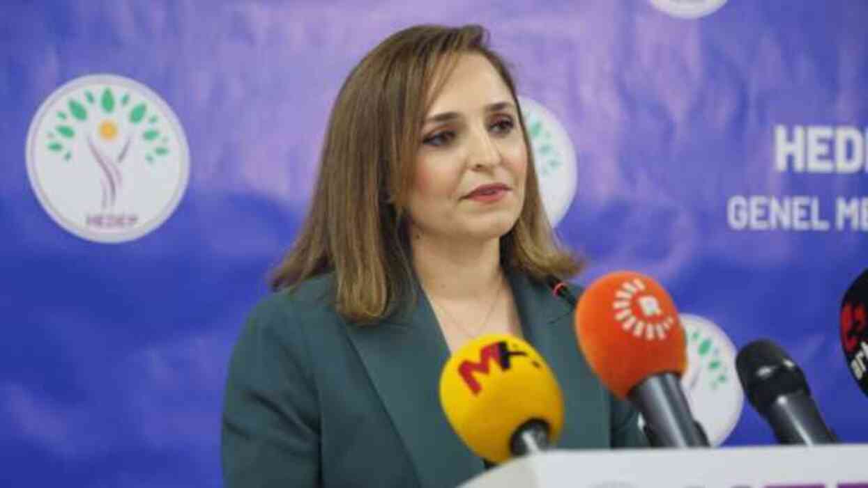 DEM Parti Sözcüsü Ayşegül Doğan