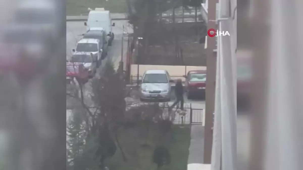 Şehir magandası pompalı tüfekle etrafa dehşet saçtı