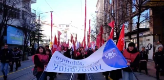 Sol Parti'den Eskişehir'de Yürüyüş: 'Hilafet Çağrılarına, Onların Sokaklarımızı Boğduğu Karanlığa Karşı Ülkenin Bütün Sokaklarında Yürüyeceğiz'