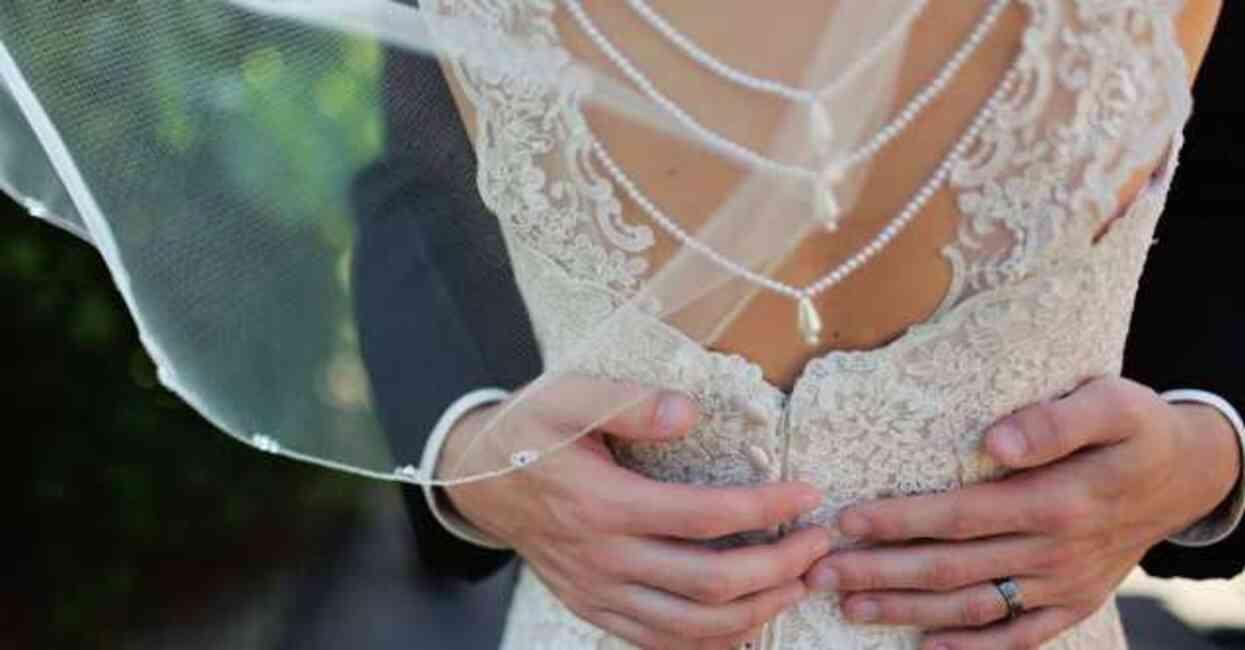 Rüyada gelinlik görmek ne anlama gelir? Rüyada gelinlik giydiğini görmek ne demek? Rüyada temiz ve kirli gelinlik görmek ne demek?