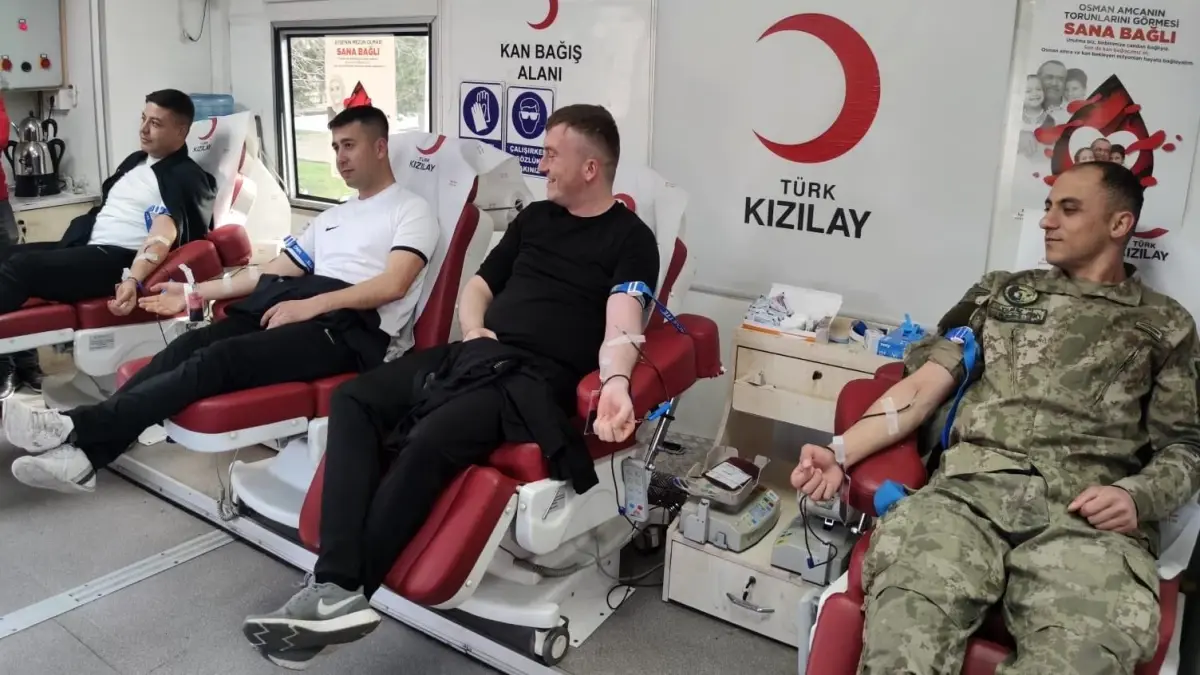 Siirt 3. Komando Tugayı Mehmetçikler Kızılay'a Kan Bağışında Bulundu