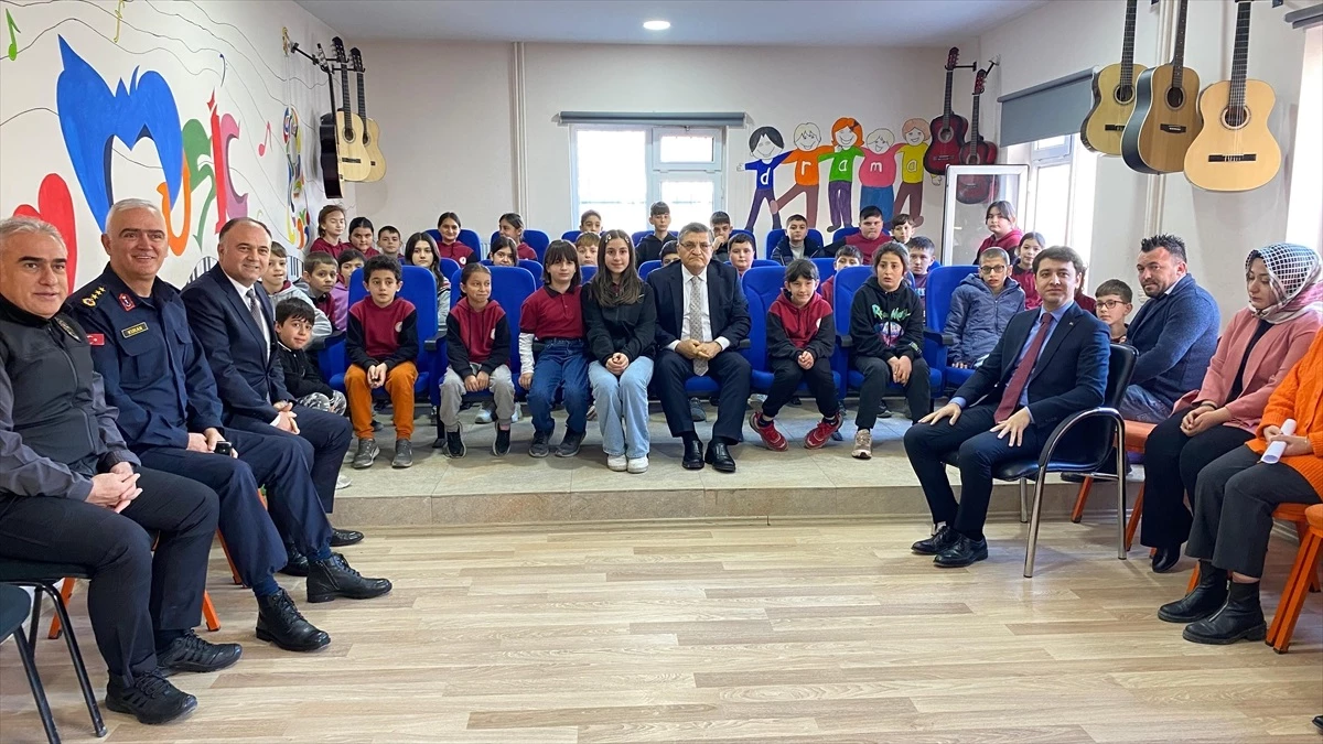 Sinop Valisi Türkeli ilçesini ziyaret etti