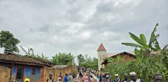 Avrupa Yetim Eli Derneği, Burundi'de İhtiyaç Sahiplerine Yardım Etti