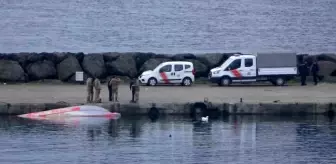 Trabzon'da Ters Dönmüş Teknede Bomba Şüphesi