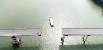 Çin'de gemi köprüye çarptı: 2 ölü, 3 kayıp