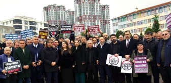 Samsun'da Müdürün Darp Edilmesi Okul Bahçesinde Protesto Edildi