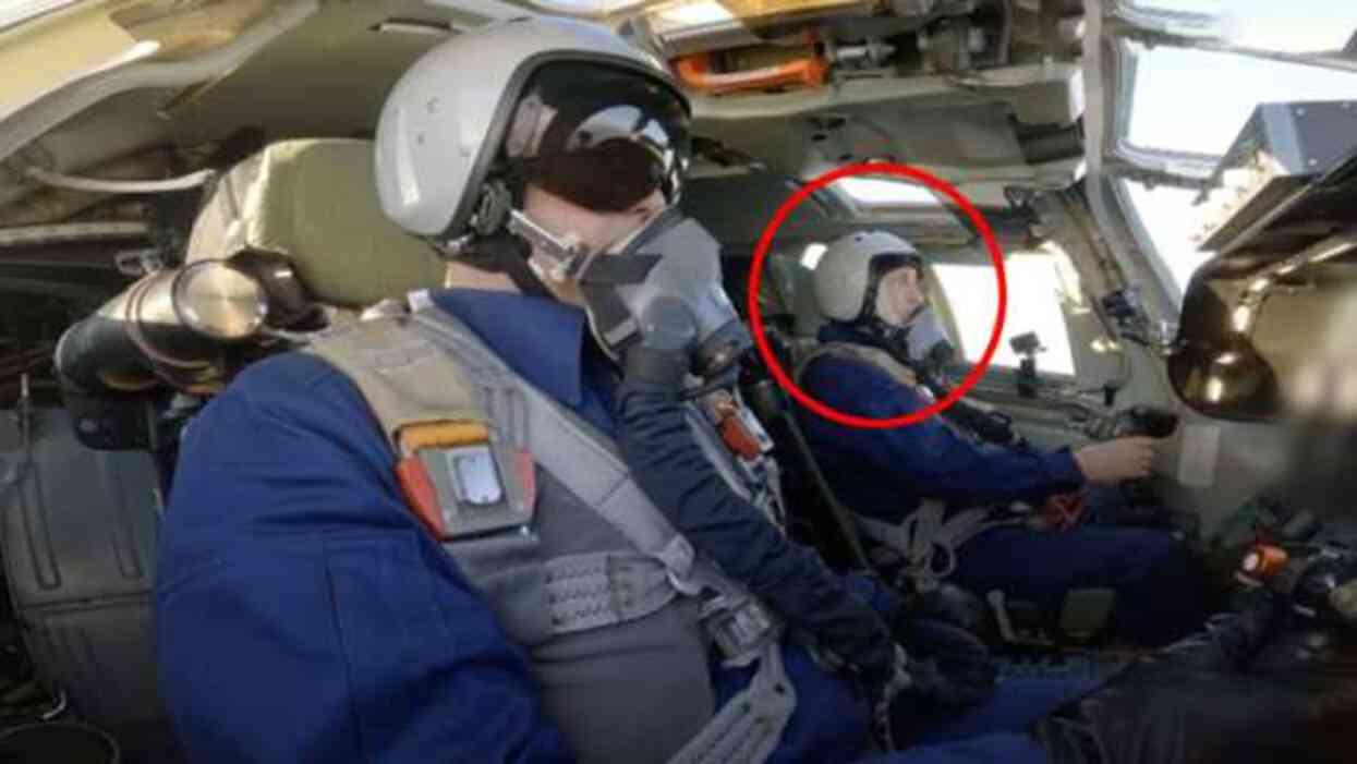 Putin, Rus stratejik bombardıman uçağı ile uçuş gerçekleştirdi