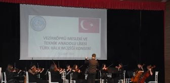 Vezirköprü Mesleki ve Teknik Anadolu Lisesi Türk Halk Müziği Korosu Afetzedelere Konser Verdi