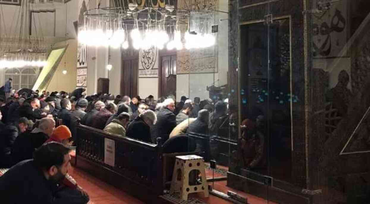 CUMA NAMAZI KAÇ REKAT? Cuma namazı nasıl kılınır? Diyanet'e göre Cuma namazı kılınışı!