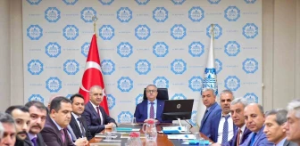 Diyarbakır Valisi Ali İhsan Su, DİSKİ Genel Müdürlüğünü ziyaret etti