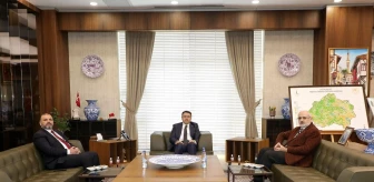 Mushafları İnceleme ve Kıraat Kurulu Başkanı Kütahya Valisi'ni ziyaret etti