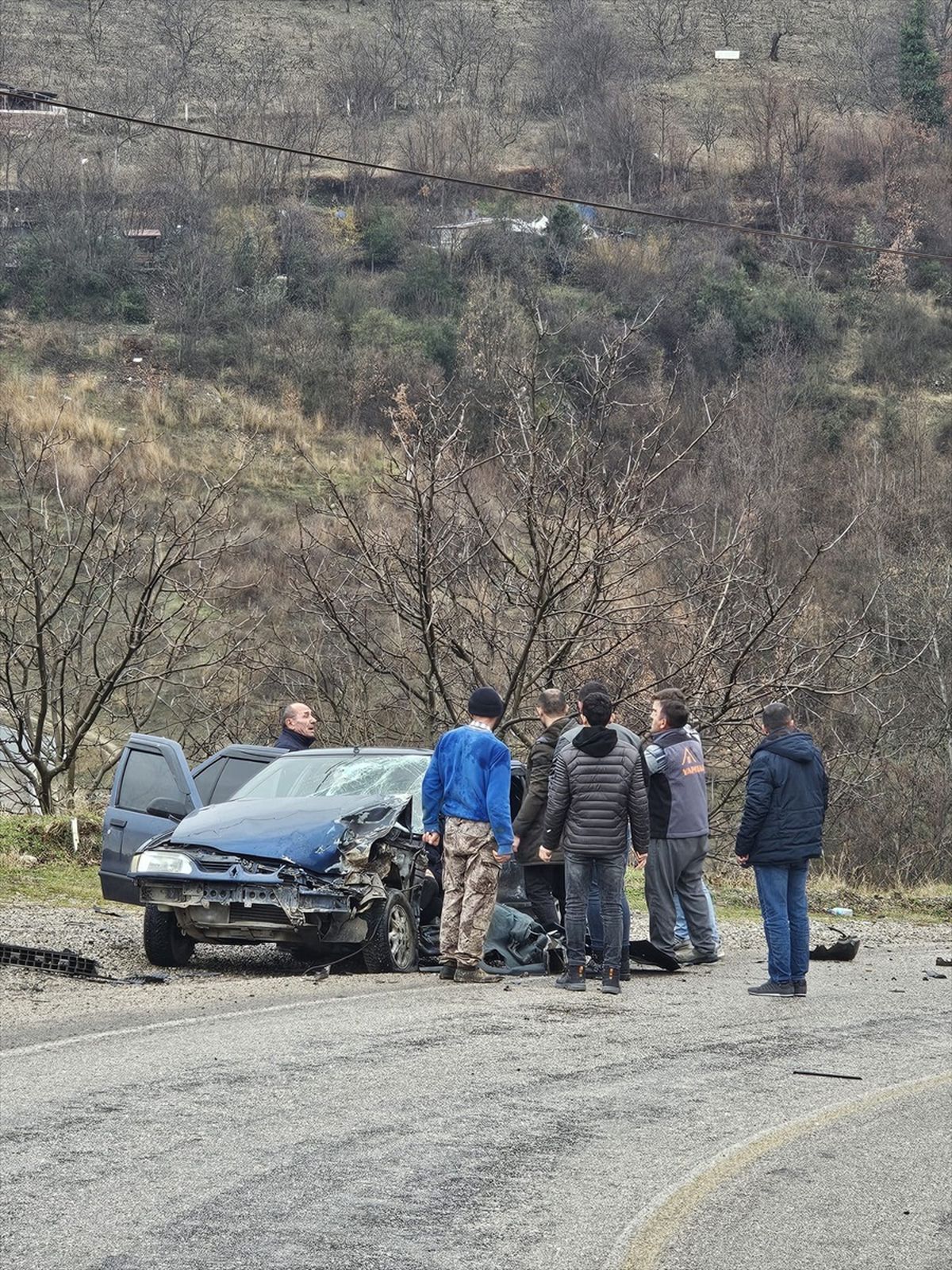 Tokat'ta tır ile otomobil çarpışması: 6 yaralı