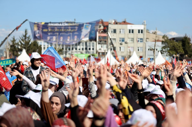 Cumhurbaşkanı Erdoğan'dan Fatih Erbakan'ın istediği büyükşehirde gövde gösterisi