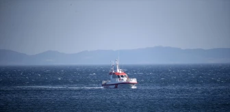 Marmara Denizi'nde Batan Kargo Gemisi İçin Arama Çalışmaları Sürüyor