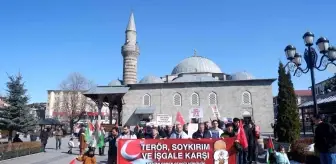 Erzurum'da sağlık çalışanları İsrail'in saldırılarını protesto etti