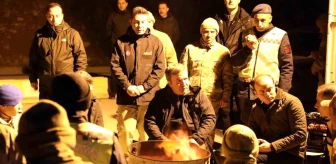 Erzincan Valisi Hamza Aydoğdu İliç ilçesindeki maden ocağında görev yapan güvenlik güçlerini ziyaret etti