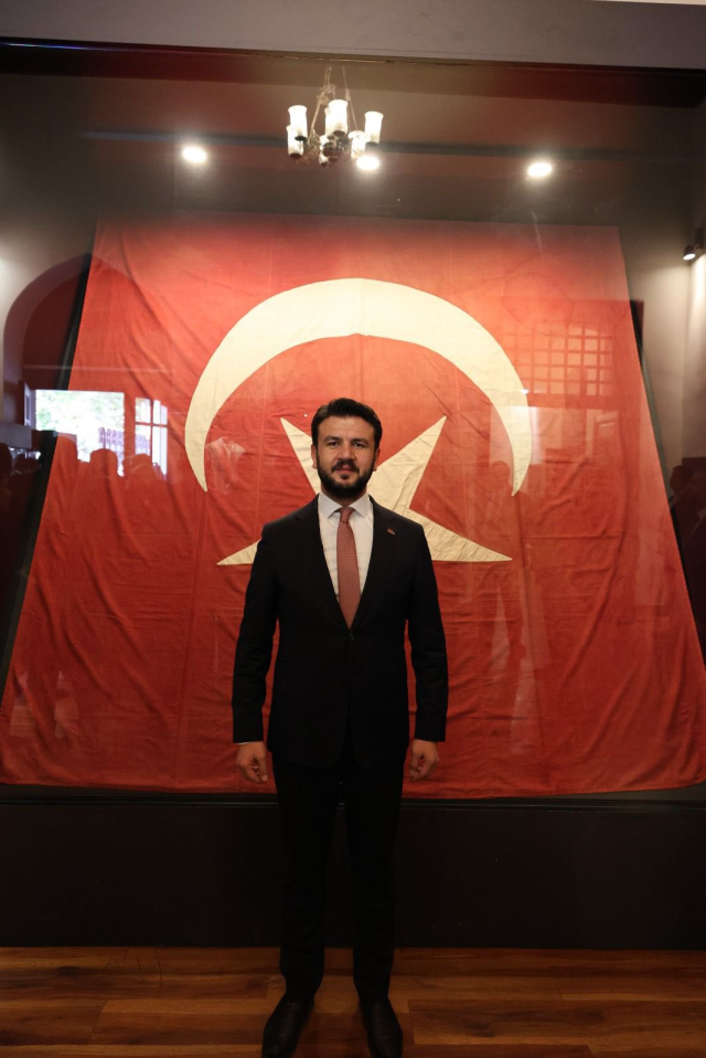 AK Parti Milletvekili Kurtcan Çelebi, TOKİ'nin 'İlk Evim Arsa Projesi' Kampanyasından Arsa Sahibi Oldu