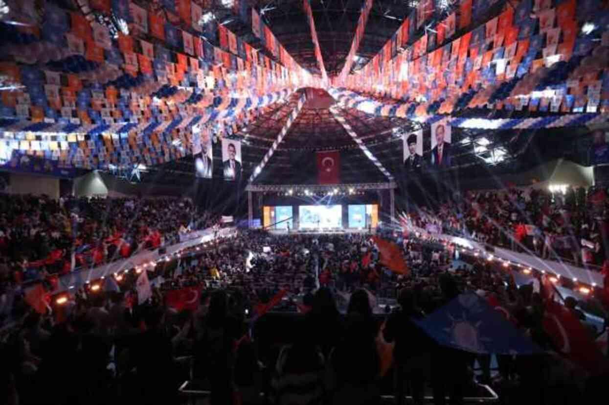 Bağcılar Belediye Başkanı Abdullah Özdemir: Seçimden sonra dokunmamıza gerek kalmayacak, hep birlikte tatile göndereceğiz Bağcılar Belediye Başkanı Abdullah Özdemir: Seçimden sonra dokunmamıza gerek kalmayacak, hep birlikte tatile göndereceğiz