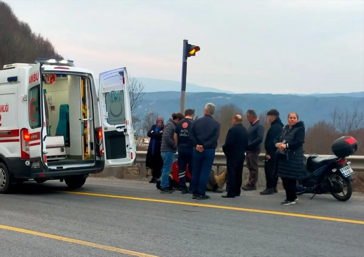 Bolu Dağı'nda motosiklet kazası: Sürücü yaralandı