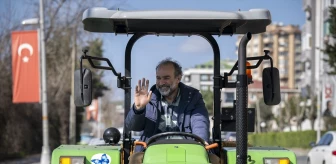 Bağımsız Büyükçekmece Belediye Başkan Adayı Murat Karakoç, Seçim Çalışmalarını İş Makineleriyle Yürütüyor