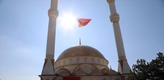 Ankara'nın Çubuk ilçesinde yeni bir cami ibadete açıldı