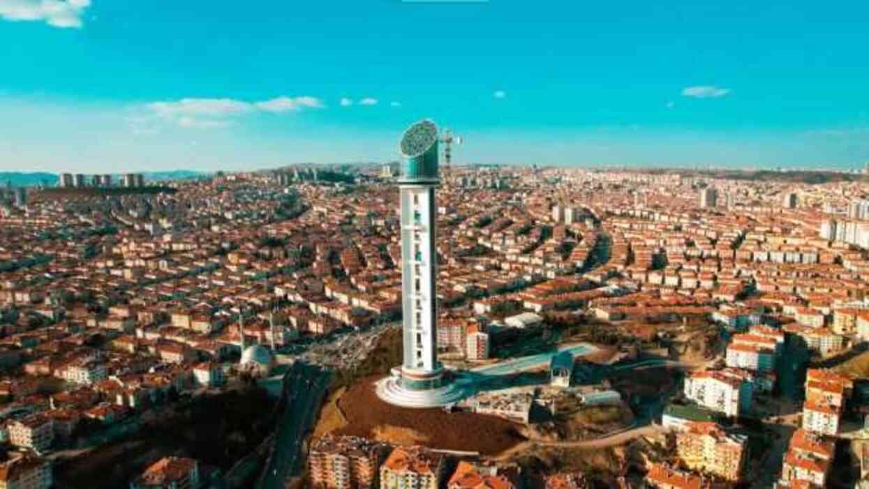 Dağcıların Atatürk Cumhuriyet Kulesi yapımındaki çalışmaları drone ile görüntülendi Dağcıların Atatürk Cumhuriyet Kulesi yapımındaki çalışmaları drone ile görüntülendi