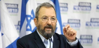 Ehud Barak, Netanyahu'ya karşı protesto çağrısı yaptı