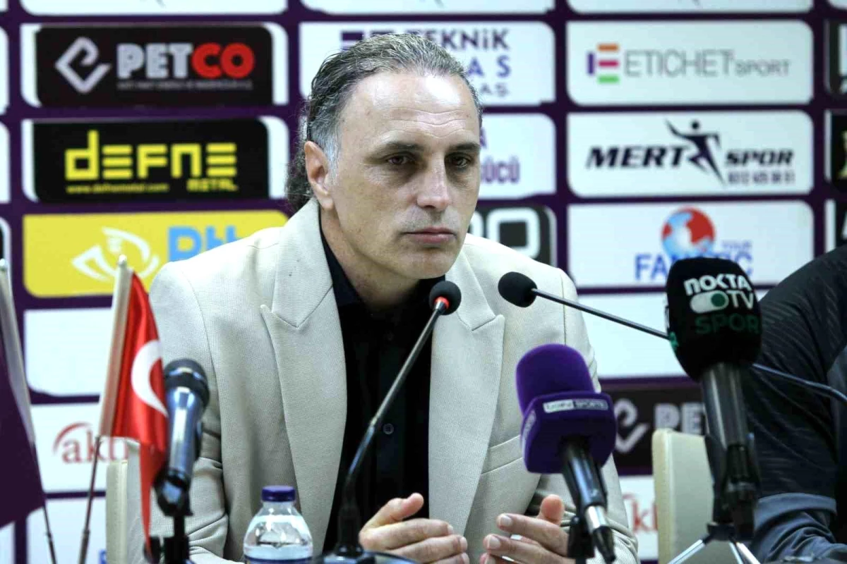 Kocaelispor Teknik Direktörü Mustafa Gürsel: 'Bu oyunu geliştirip sonucu alacak oyunu ortaya koymak istiyoruz'