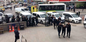 Çerkezköy'de Pavyonlara Operasyon: 8 Şüpheli Gözaltına Alındı