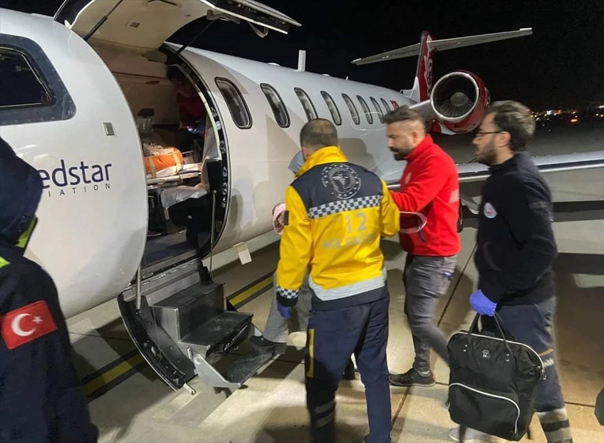 Siirt'te kalp rahatsızlığı olan 3 aylık bebek ambulans uçakla Konya'ya sevk edildi