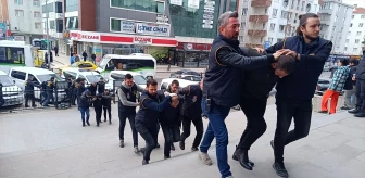Tekirdağ'da Nitelikli Yağma Suçundan 5 Kişi Tutuklandı
