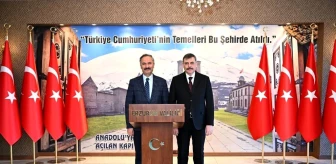 Anayasa Mahkemesi Üyesi Yılmaz Akçil, Erzurum Valisi Mustafa Çiftçi'yi ziyaret etti