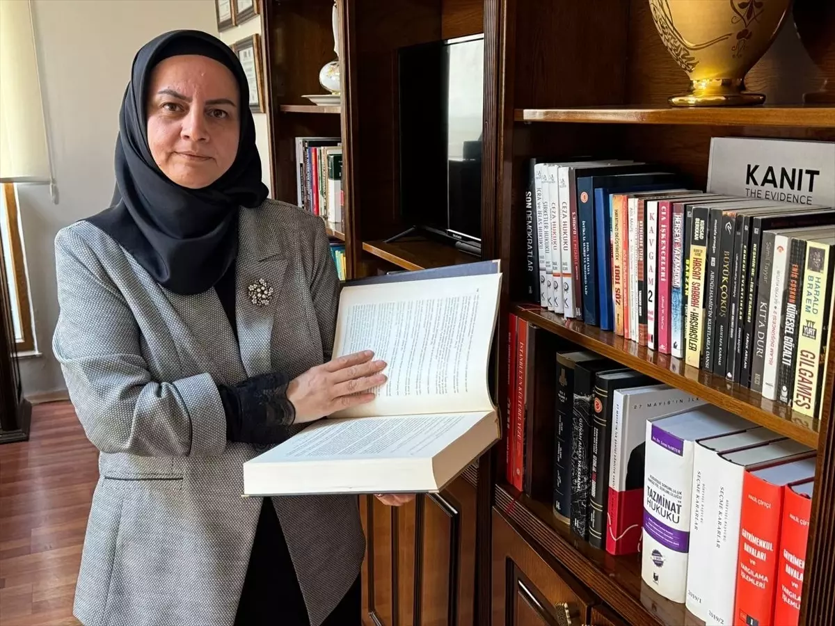 Başörtülü Avukat Gönül Yıldız: 28 Şubat sürecinde yaşadığımız mağduriyetleri düşünün