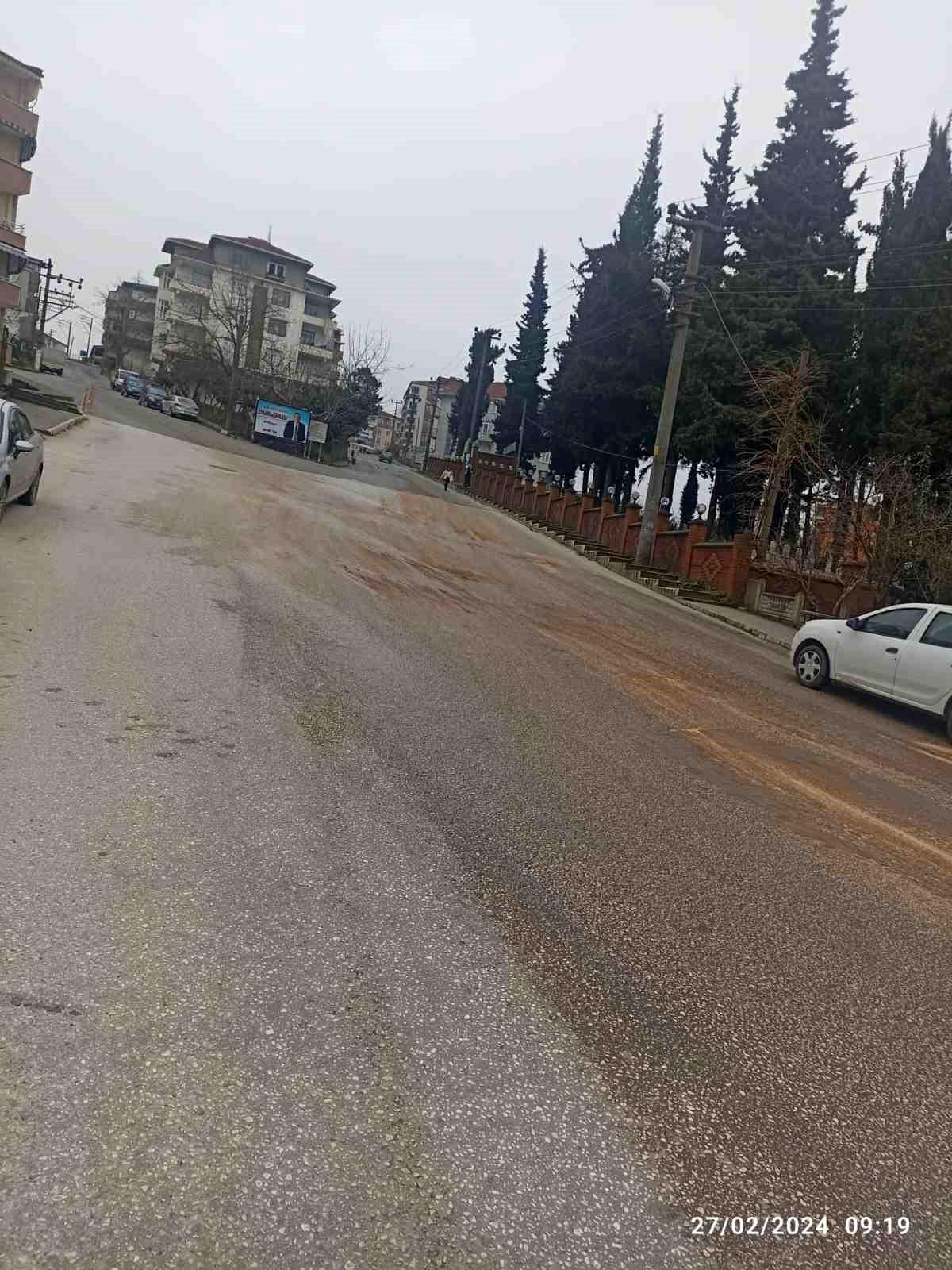 Zonguldak'ın Alaplı ilçesinde su kaynaklı kaza: Motosiklet sürücüsü yaralandı