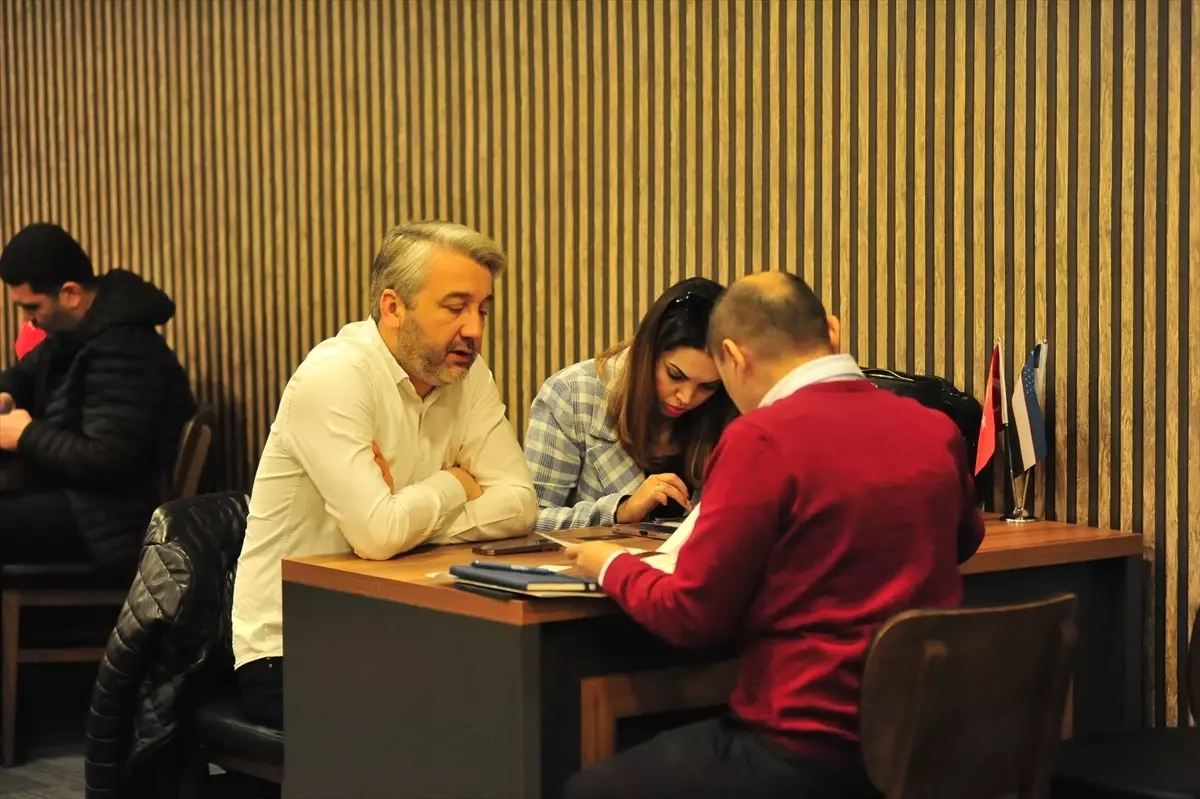 Türk Cumhuriyetlerinden İnegöl'e Mobilya Heyeti
