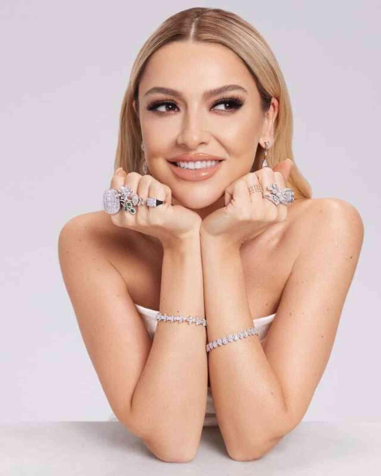 Hadise'nin yeni sevgilisi kim? Mert Ayaydın kim, kaç yaşında?