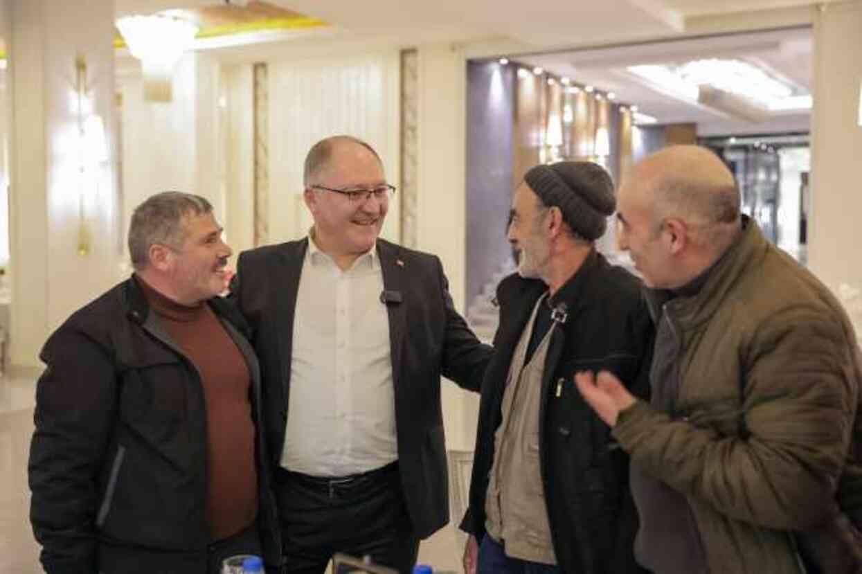 Hilmi Bilgin kimdir? AK Parti Sivas Belediye Başkan adayı Hilmi Bilgin kaç yaşında, nereli? Hilmi Bilgin kimdir? AK Parti Sivas Belediye Başkan adayı Hilmi Bilgin kaç yaşında, nereli?