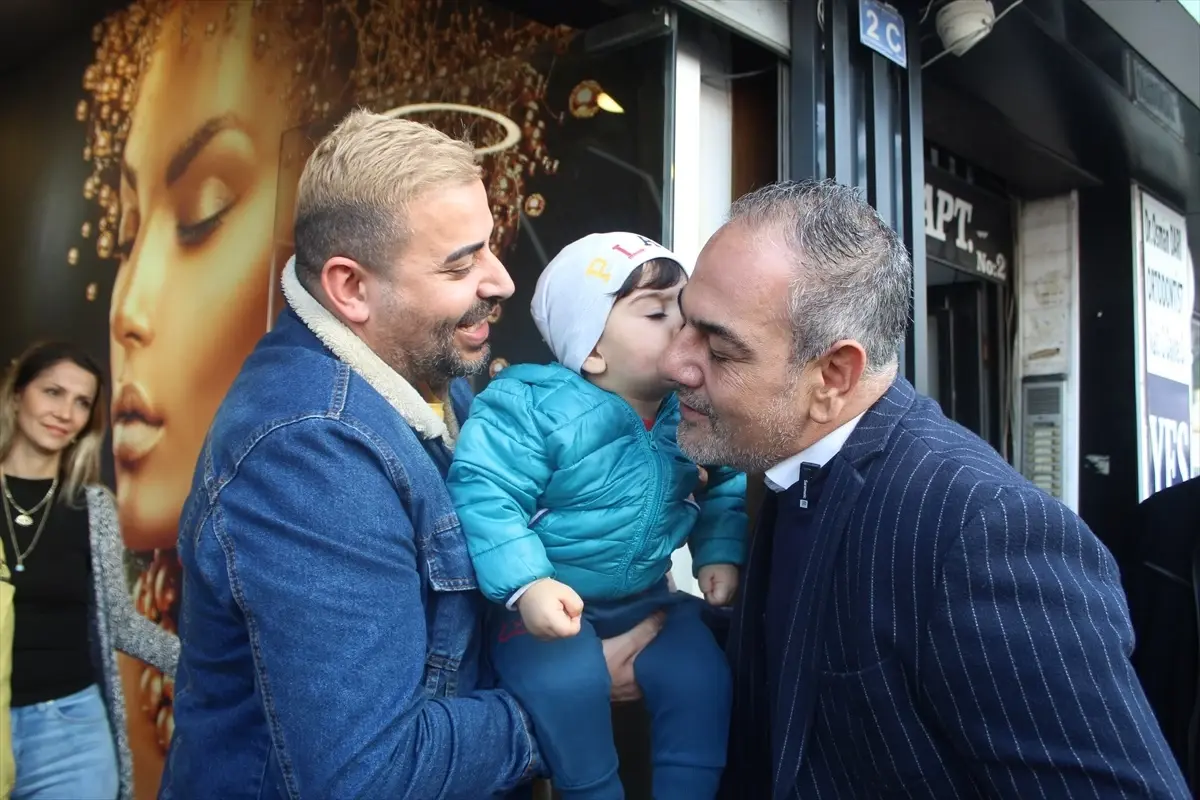 Muratpaşa Belediye Başkan Adayı Manavoğlu Esnaf Ziyaretinde