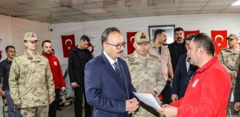 Siirt 3. Komando Tugayı Personeli Türk Kızılay'ın Kan Bağışı Kampanyasına Destek Verdi